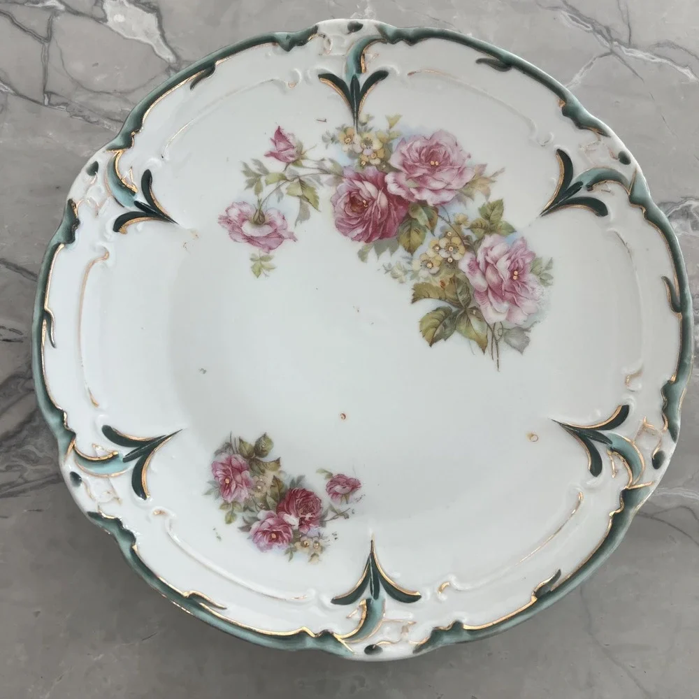 Pair of decorative‎ sweet plates pink and blue